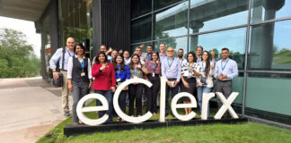 eClerx Walk-in Drive for Freshers as Financial Analyst Positions